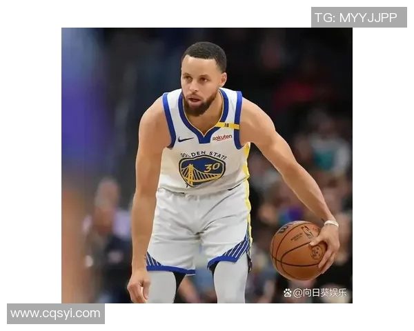 勇士对阵篮网库里精彩数据分析及比赛表现回顾