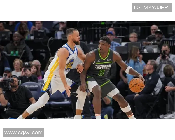 勇士与国王激战12月28日NBA赛场精彩对决引发球迷热议 勇士与国王激战12月28日NBA赛场精彩对决引发球迷热议