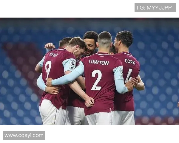 曼城主场迎战伯恩利全力争胜期待精彩对决 曼城主场迎战伯恩利全力争胜期待精彩对决