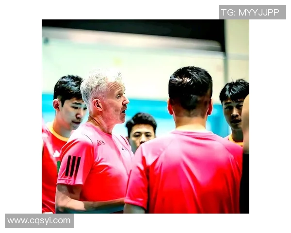 男篮蓝队迎战塞尔维亚强强对决引发球迷热议与期待